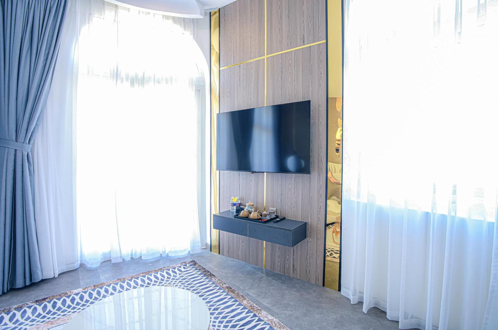 Premium Cgp Hotel Хойан Экстерьер фото